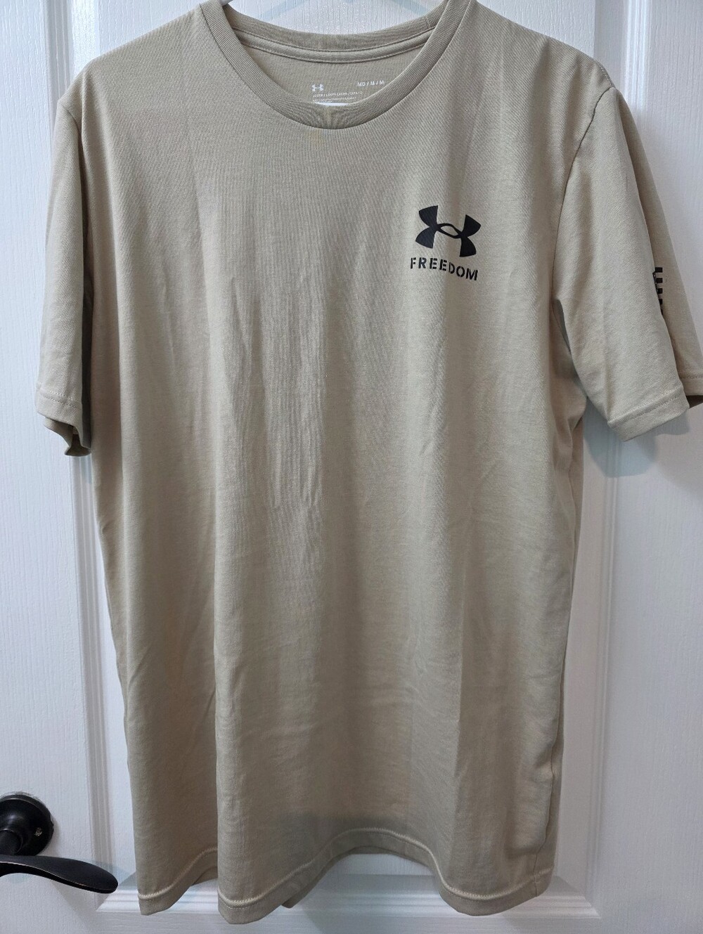 Men's Unded Armour Loose Fit Tee Sz M